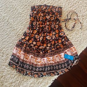 CUPSHE STRAPLESS MINI SUNDRESS